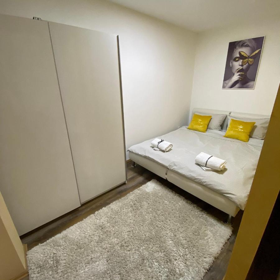 Ana Luxury Apartment **** Nova Varos Bagian luar foto