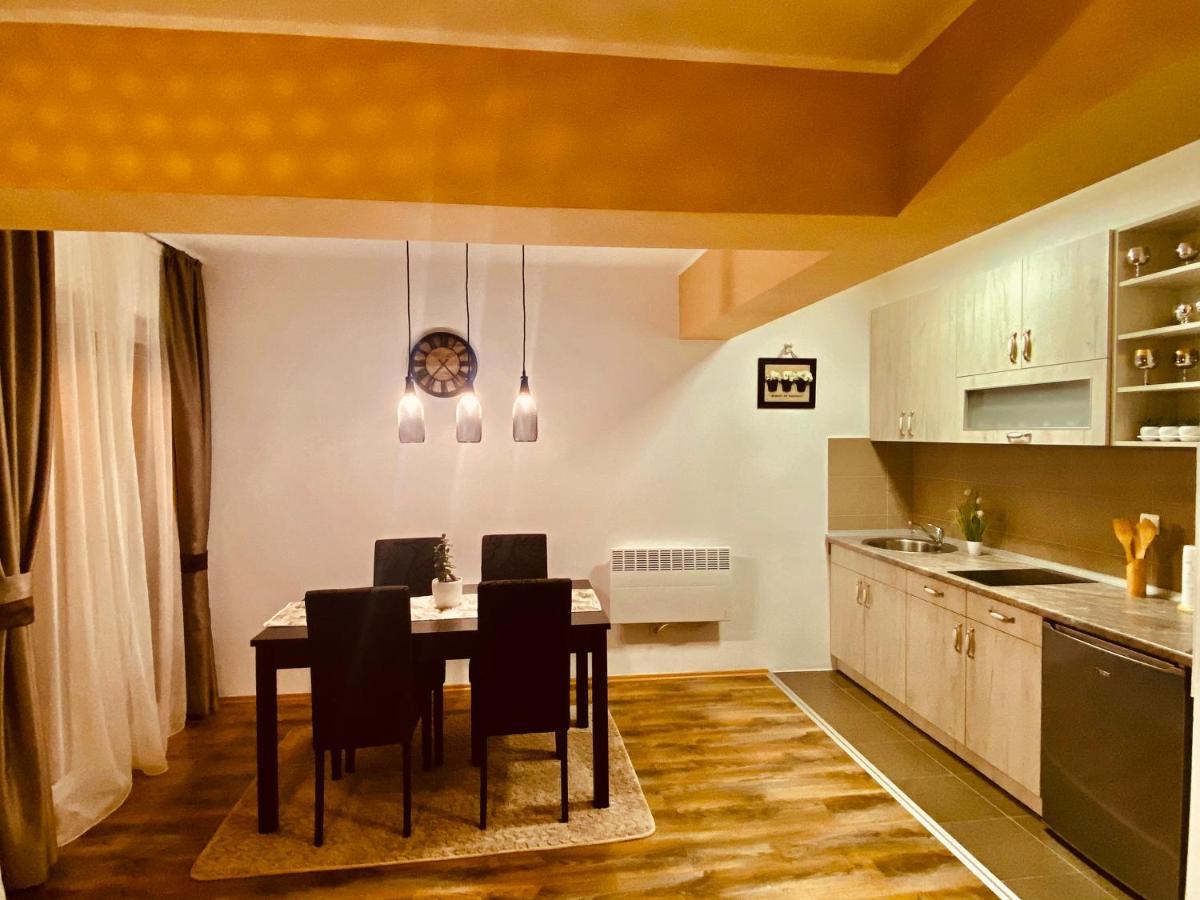 Ana Luxury Apartment **** Nova Varos Bagian luar foto